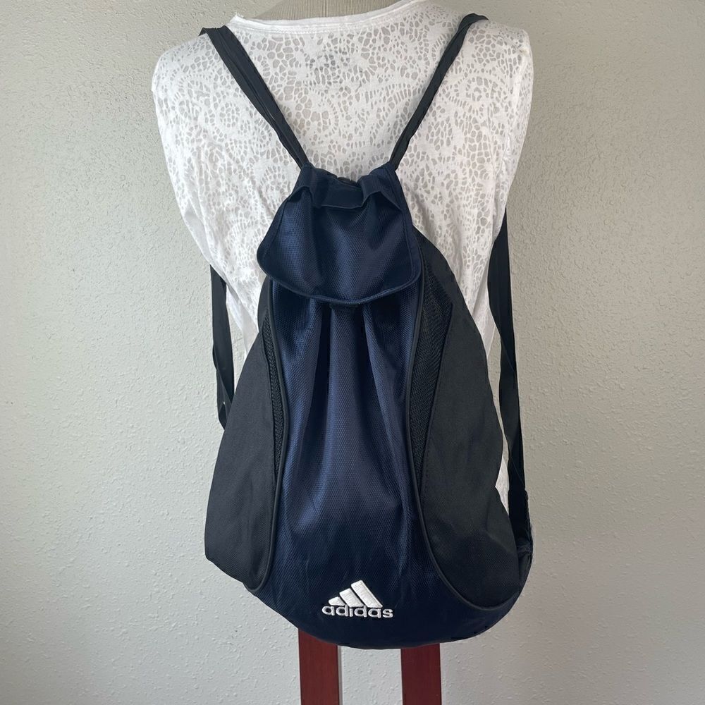 NWOT Adidas Cinch Yo Back Pack